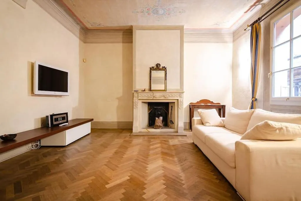 Casa Diamanti Apartment Bologna Italy